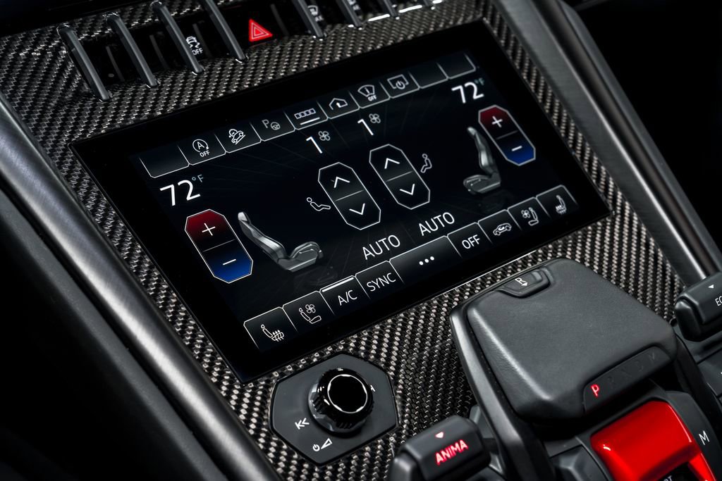 Used 2023 Lamborghini Urus S image 27