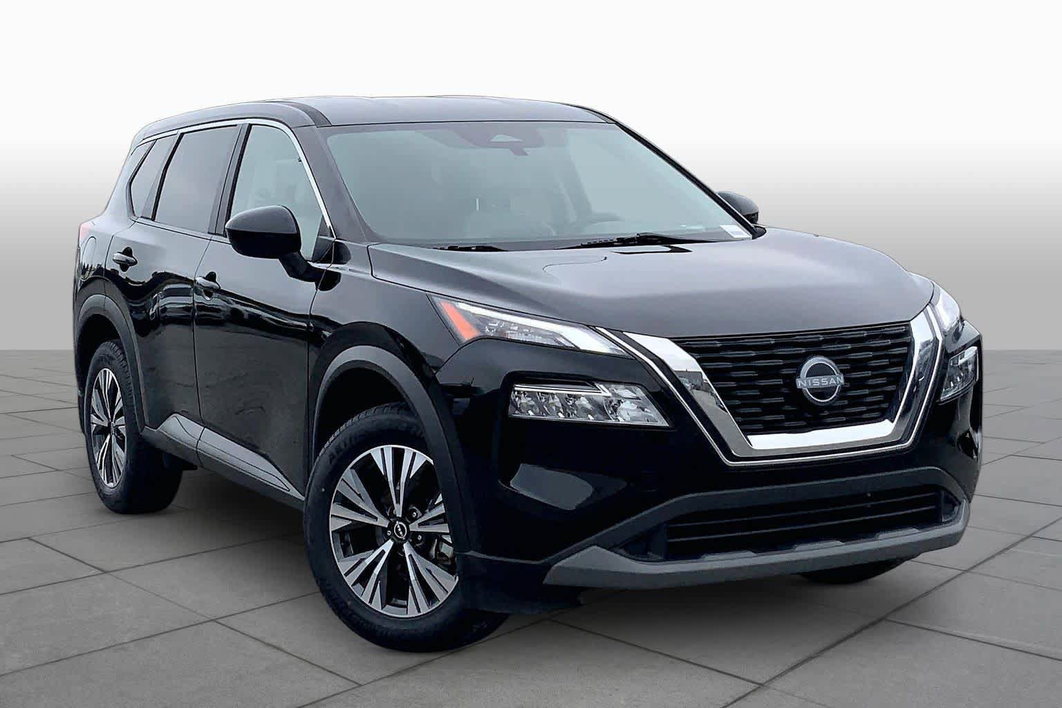Used 2023 Nissan Rogue SV AWD/4WD image 3