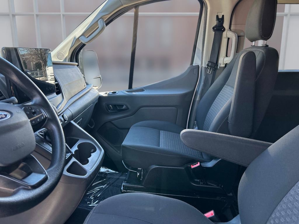 Used 2022 Ford Transit 350 XLT image 24