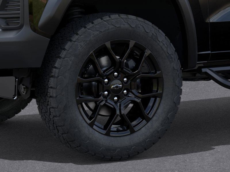 New 2026 Chevrolet Colorado Trail Boss w/ Off-Road Front Bumper Package image 9