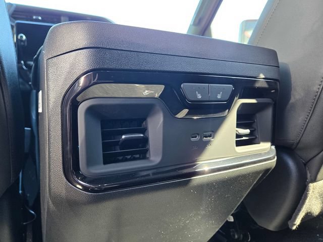 New 2026 GMC Sierra 2500 AT4 w/ AT4 Premium Plus Package AWD/4WD image 7