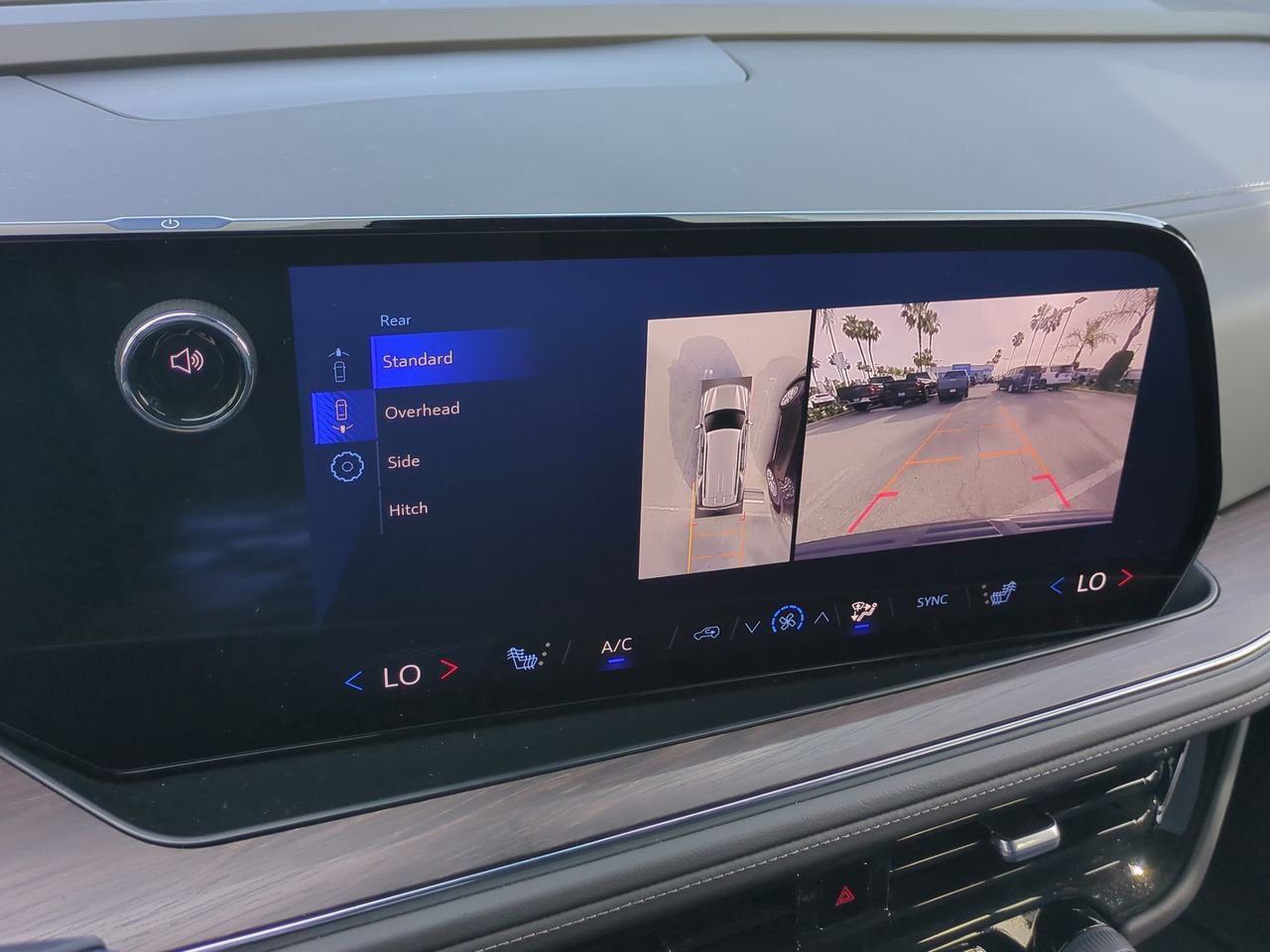 Certified 2025 Chevrolet Tahoe LT AWD/4WD image 15