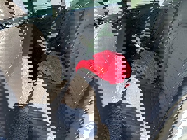 Certified 2023 Volkswagen Jetta SE w/ Panoramic Sunroof Package image 5