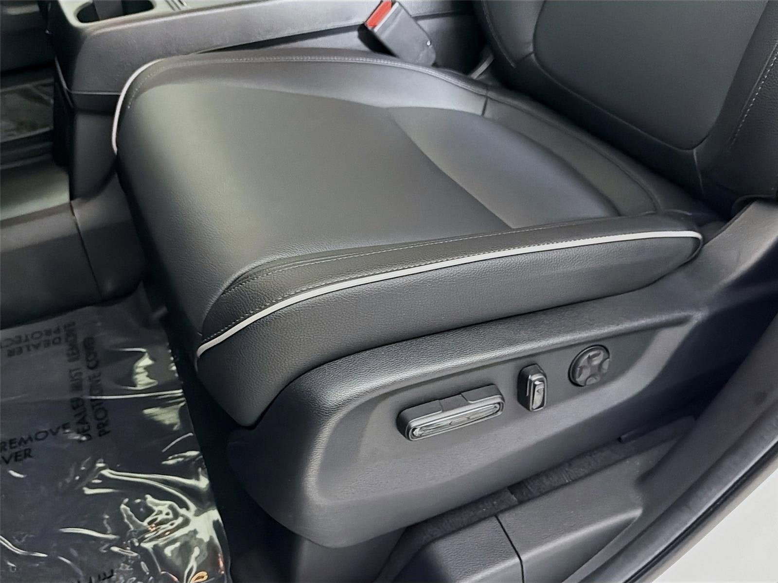 Used 2026 Honda Odyssey Touring image 22