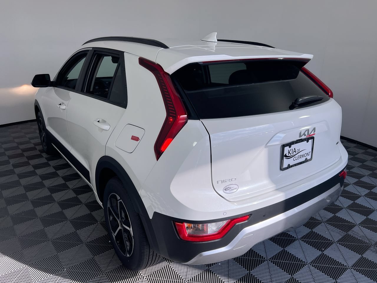 New 2026 Kia Niro EX w/ EX Premium Package FWD image 6