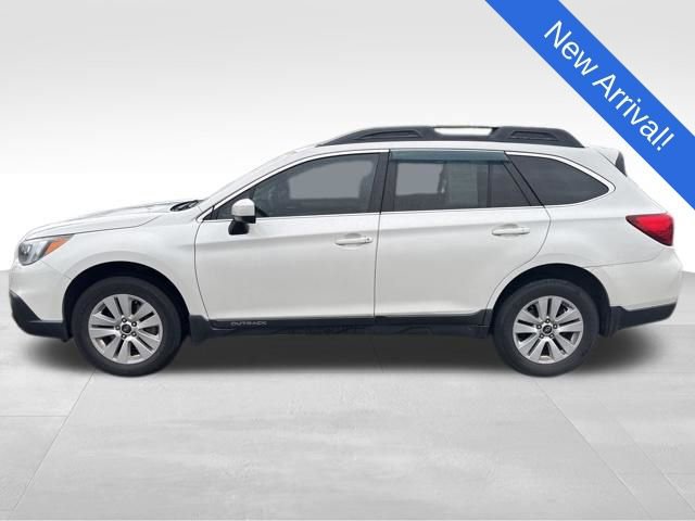 Used 2016 Subaru Outback 2.5i Premium w/ Popular Package #2 AWD/4WD image 4