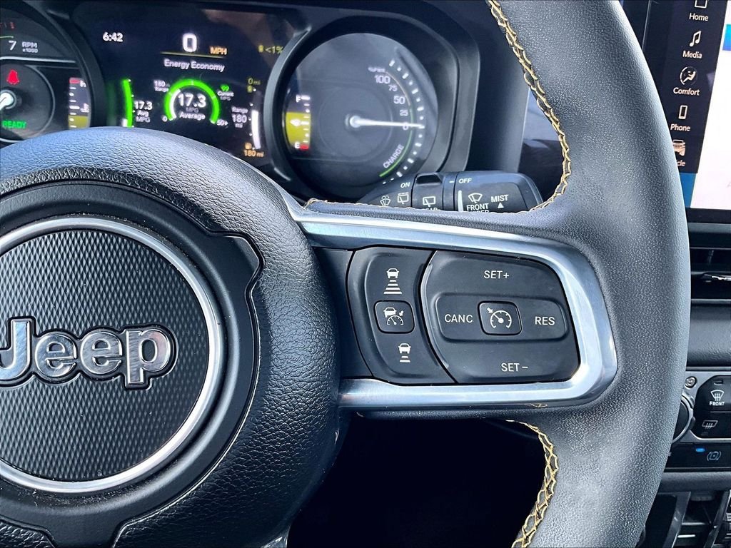 Used 2024 Jeep Wrangler Unlimited Sahara AWD/4WD image 23