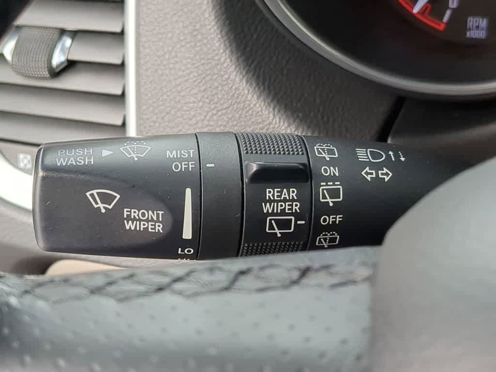 Used 2019 Dodge Durango SXT w/ 3rd Row Seating Group image 26