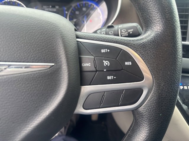 Used 2021 Chrysler Voyager Lxi image 20