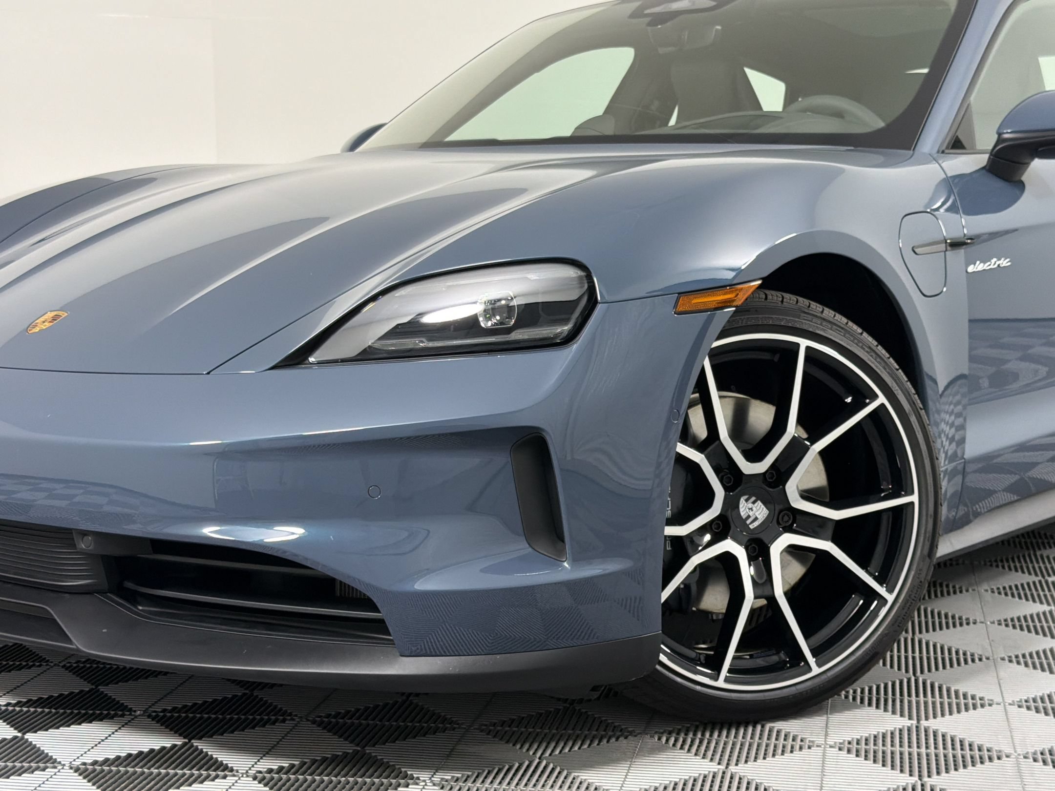 New 2026 Porsche Taycan AWD/4WD image 6