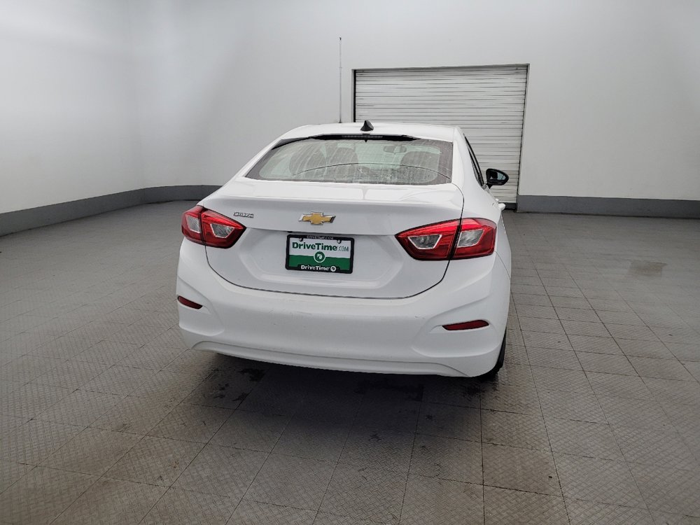 Used 2018 Chevrolet Cruze LS image 7
