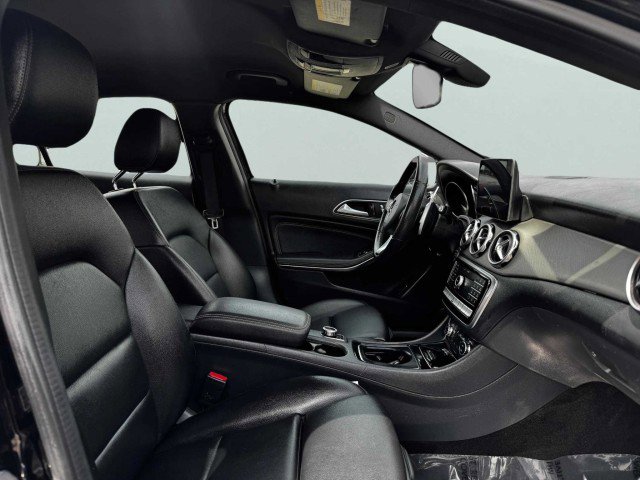 Used 2020 Mercedes-Benz GLA 250 4MATIC image 60