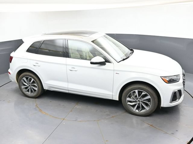 Used 2023 Audi Q5 2.0T Premium Plus w/ Premium Plus Package AWD/4WD image 42