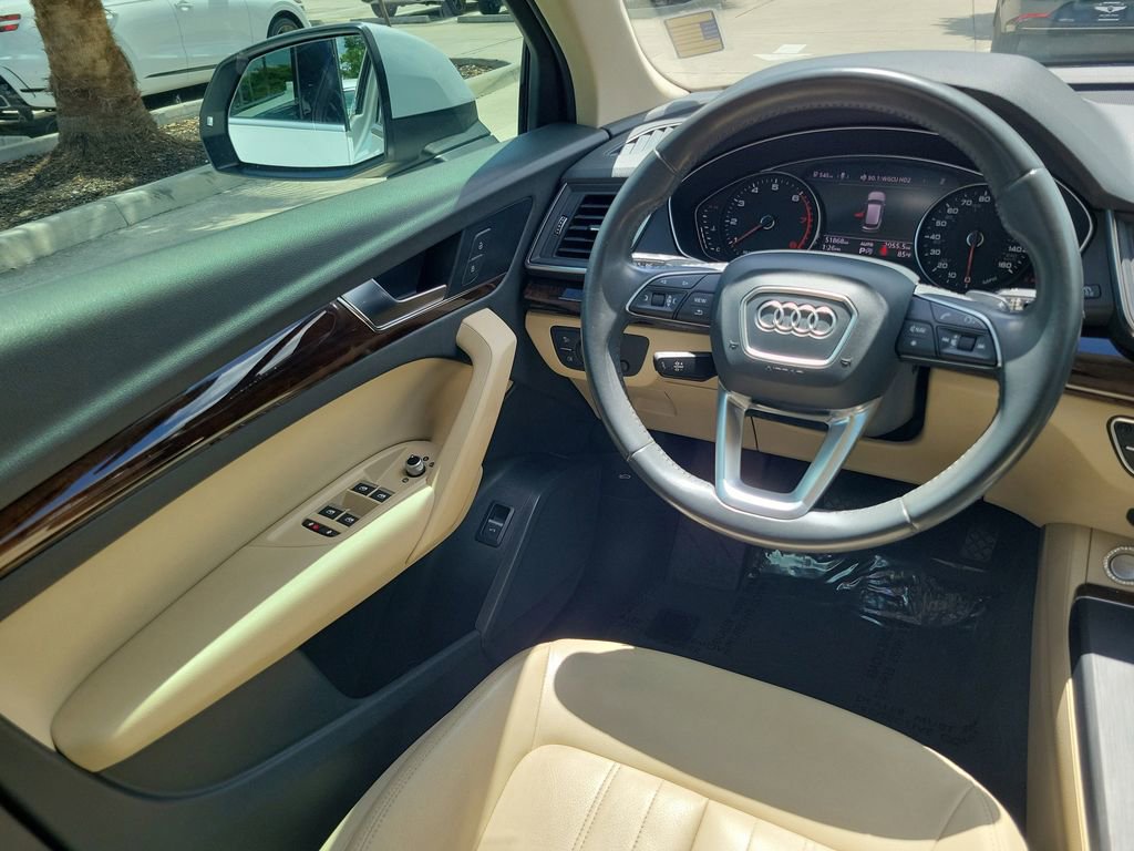 Used 2019 Audi Q5 2.0T Premium image 18