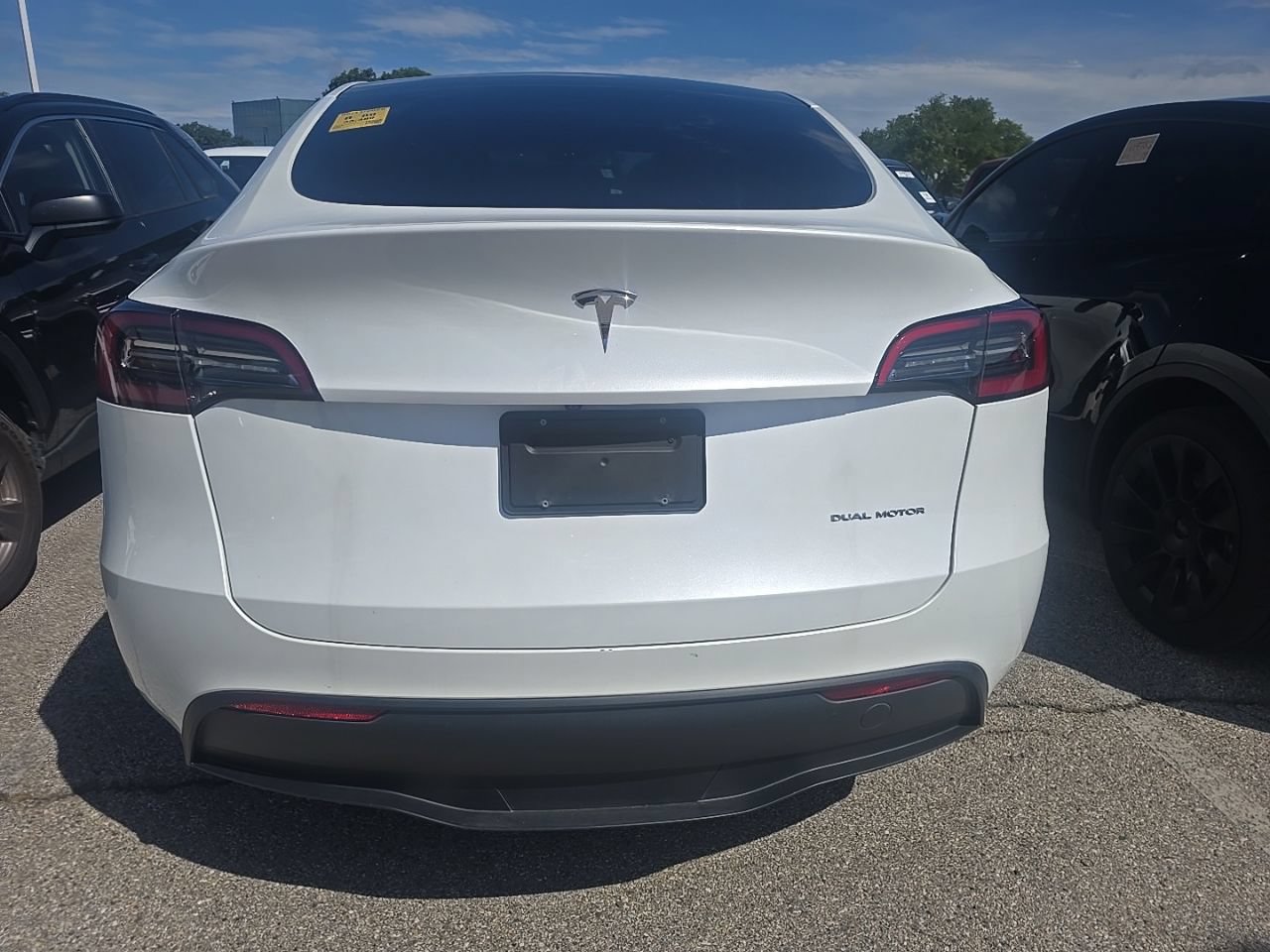 Used 2023 Tesla Model Y Long Range AWD/4WD image 6
