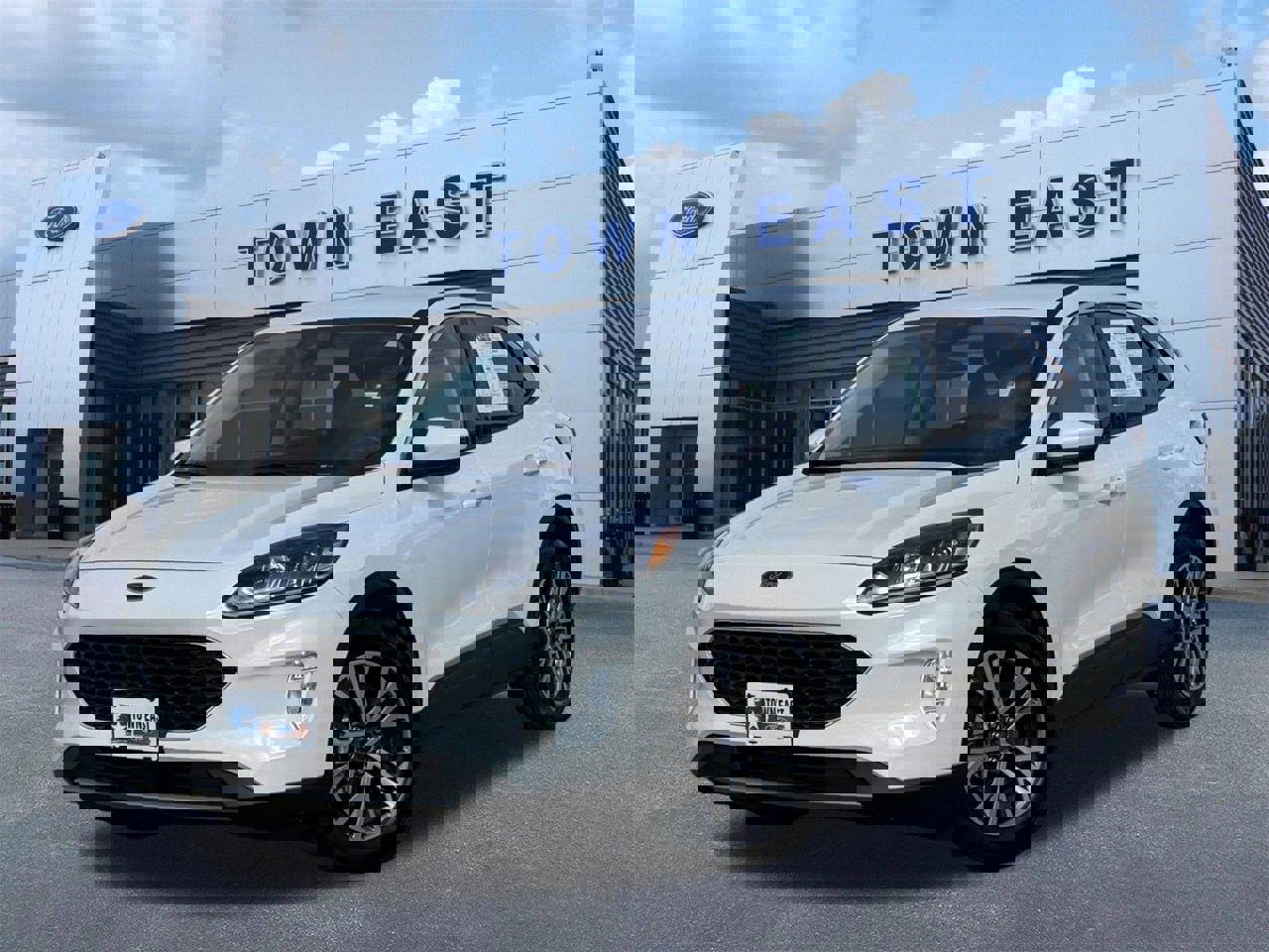 Certified 2022 Ford Escape SEL w/ Technology Package