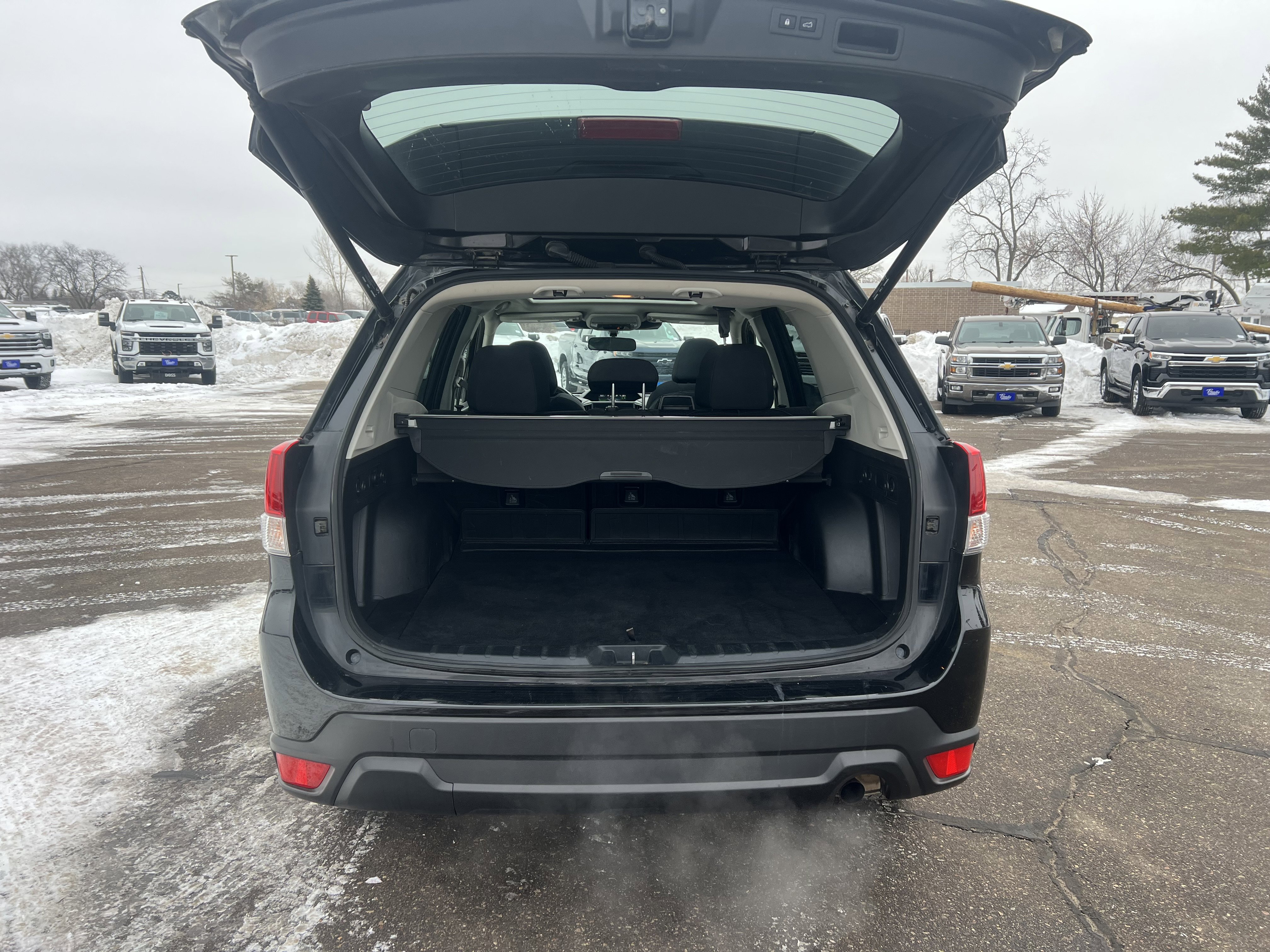 Used 2022 Subaru Forester Premium image 10