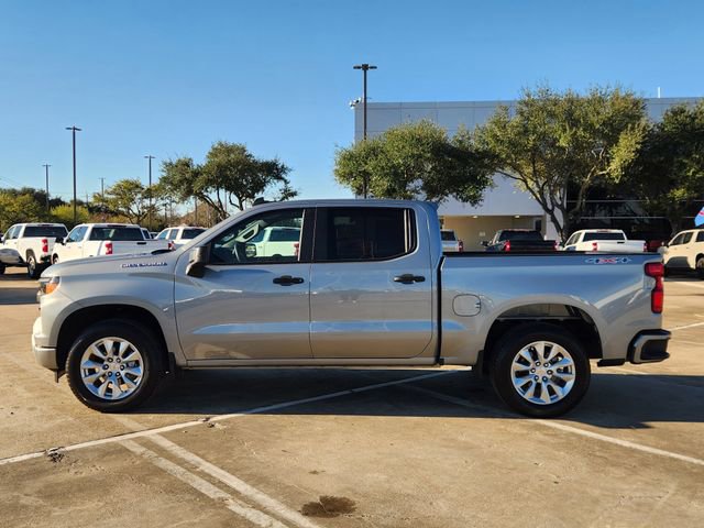 Used 2025 Chevrolet Silverado 1500 Custom image 4