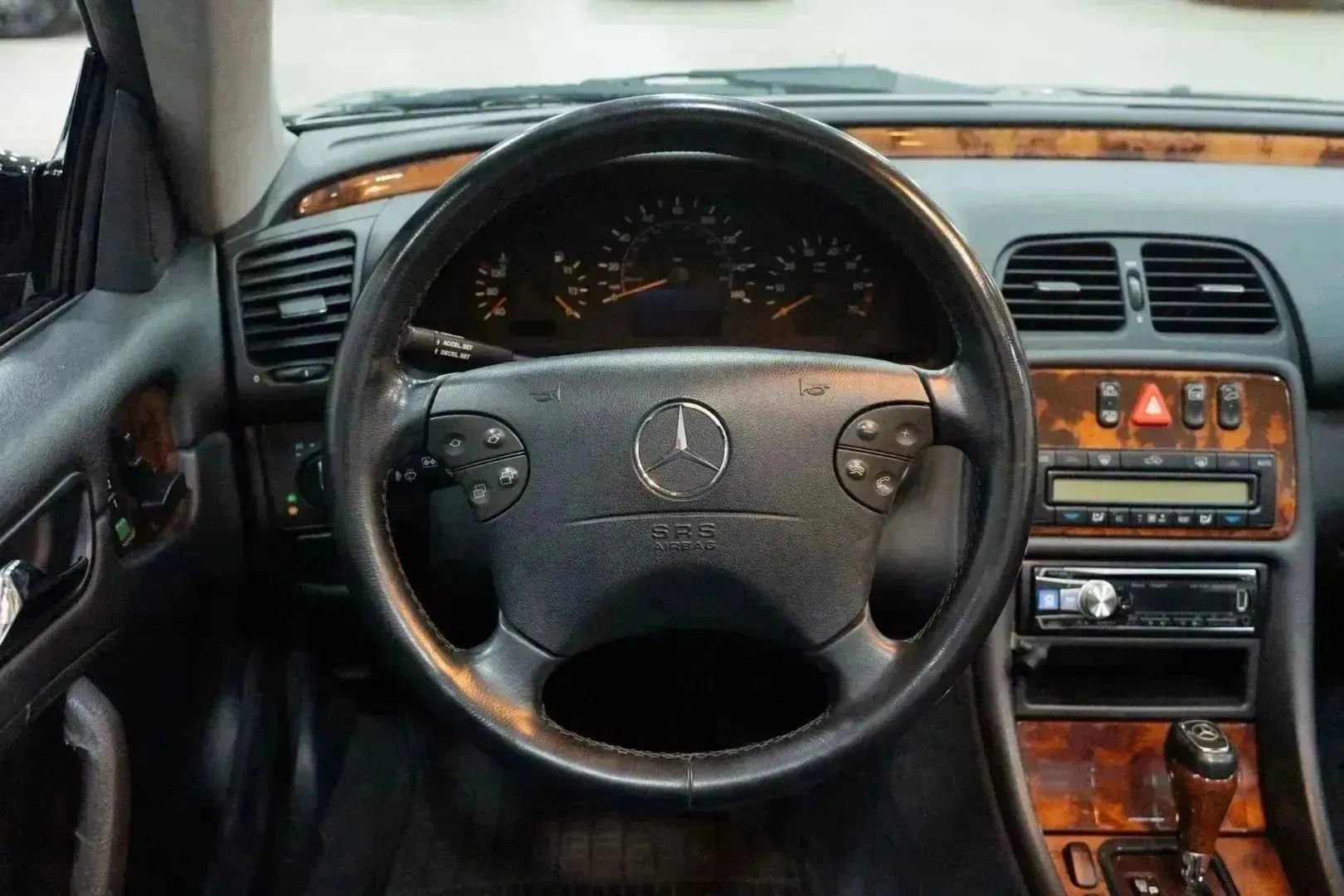 Used 2003 Mercedes-Benz CLK 320 Cabriolet image 21