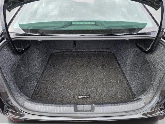 Used 2023 Volkswagen Jetta Sport FWD image 13