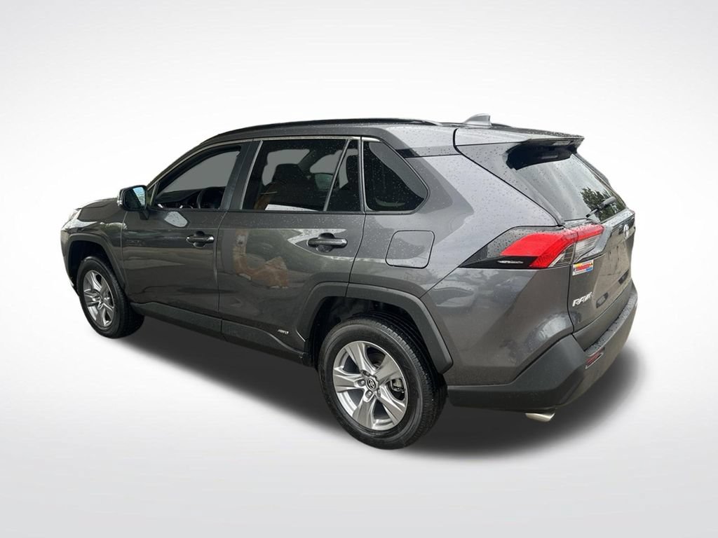 Used 2022 Toyota RAV4 XLE w/ Convenience Package AWD/4WD image 49