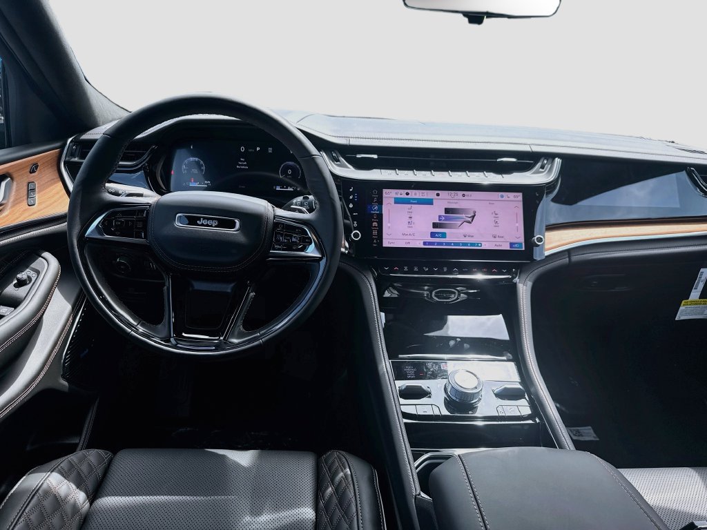 New 2027 Jeep Grand Cherokee L Summit AWD/4WD image 24