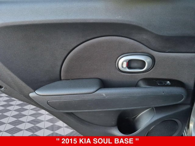 Used 2015 Kia Soul FWD image 27