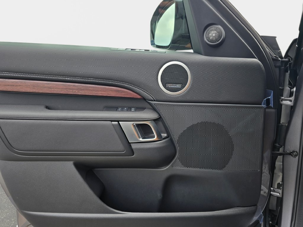 New 2026 Land Rover Discovery Dynamic SE AWD/4WD image 28