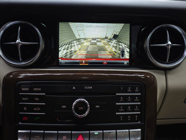 Used 2019 Mercedes-Benz SLC 300 image 25