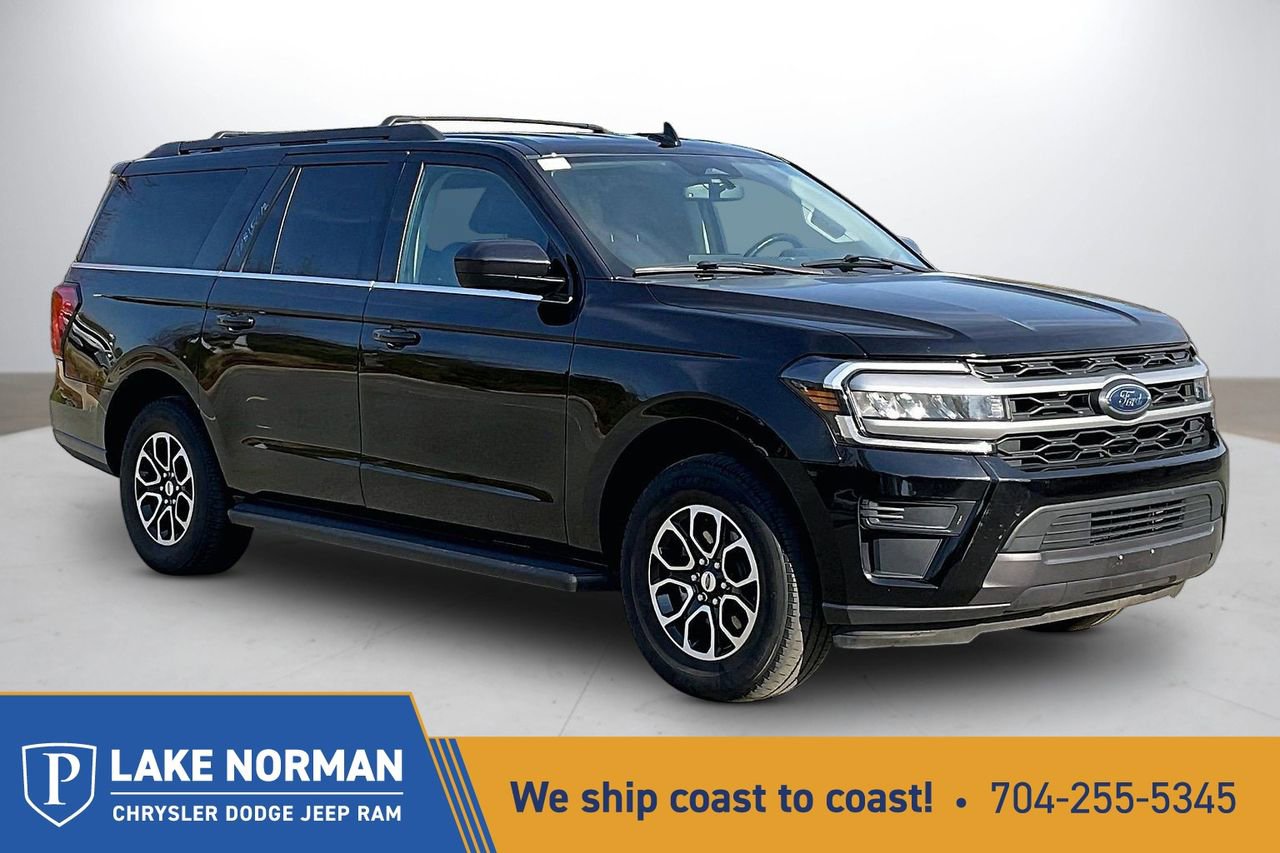 Used 2024 Ford Expedition Max XLT image 1
