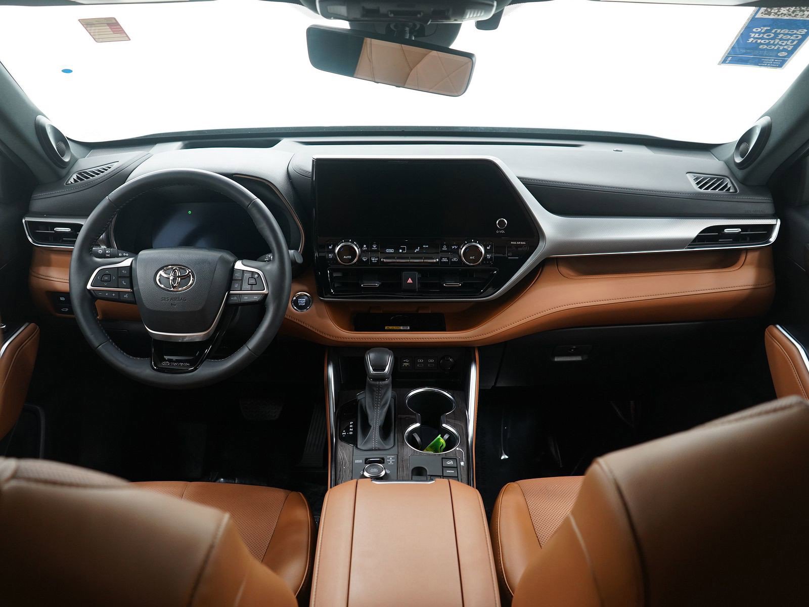 Used 2023 Toyota Highlander Platinum image 13