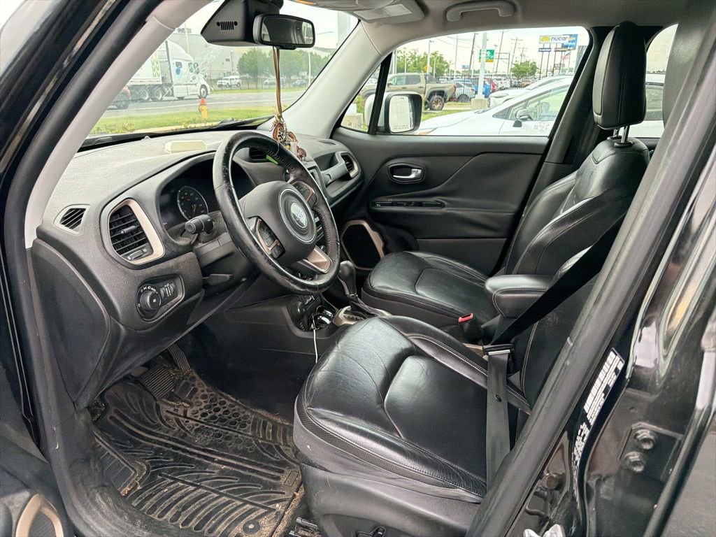 Used 2015 Jeep Renegade Limited AWD/4WD image 9