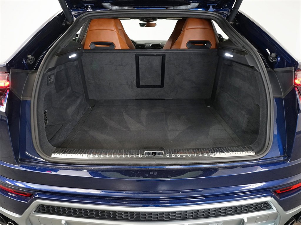 Used 2019 Lamborghini Urus image 23