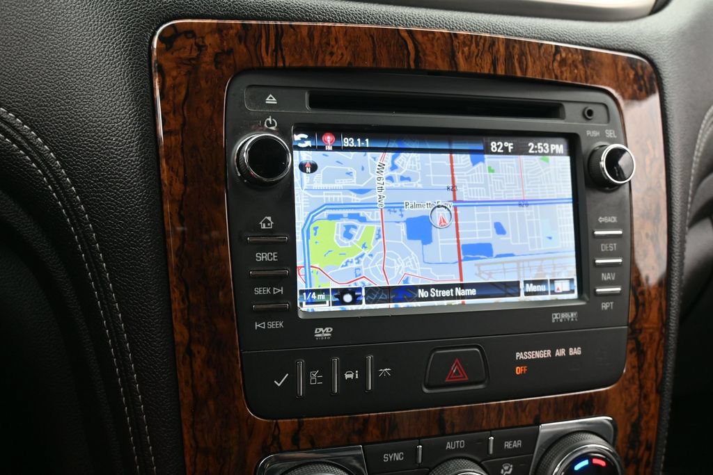 Used 2013 Chevrolet Traverse LT FWD image 19