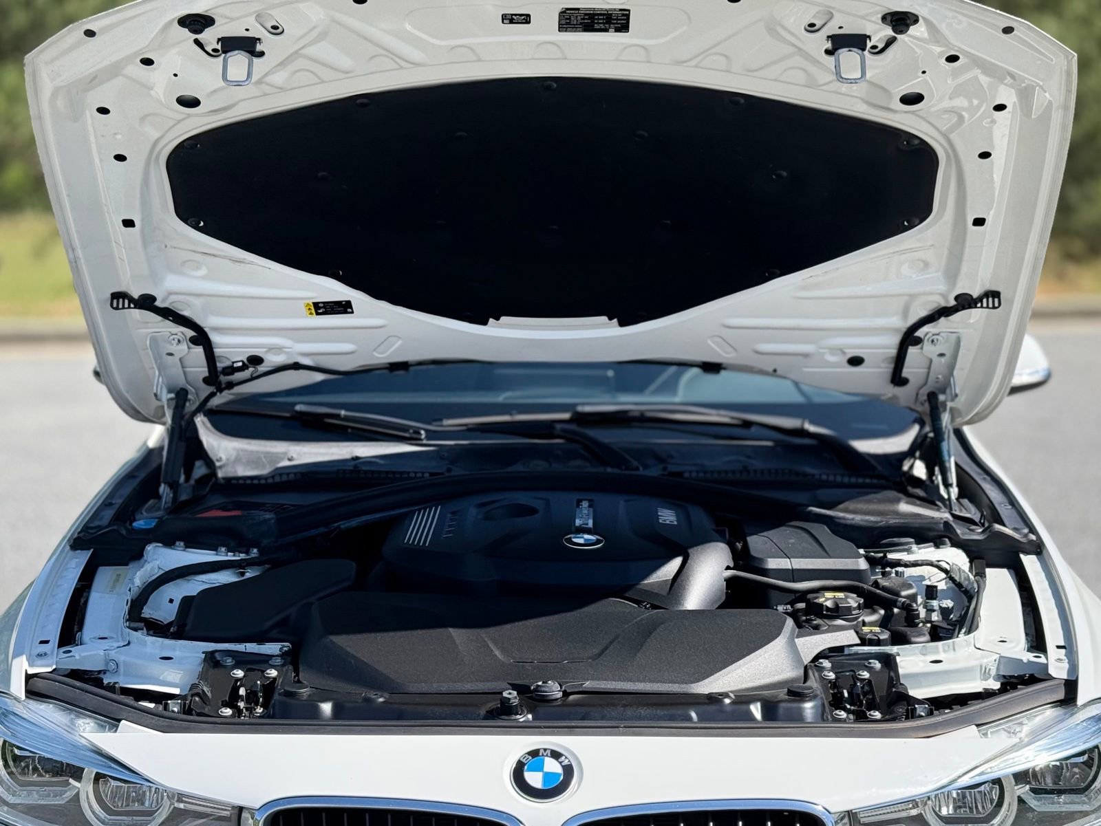 Used 2018 BMW 330i xDrive Sedan w/ Convenience Package AWD/4WD image 50