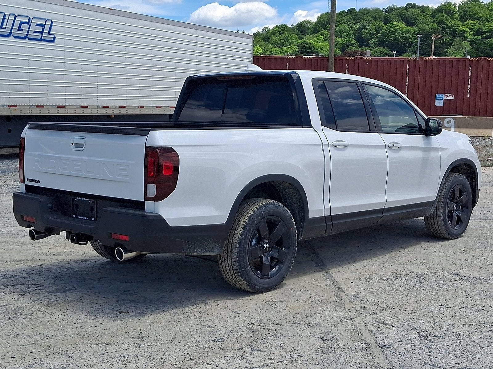 New 2026 Honda Ridgeline Black Edition image 4