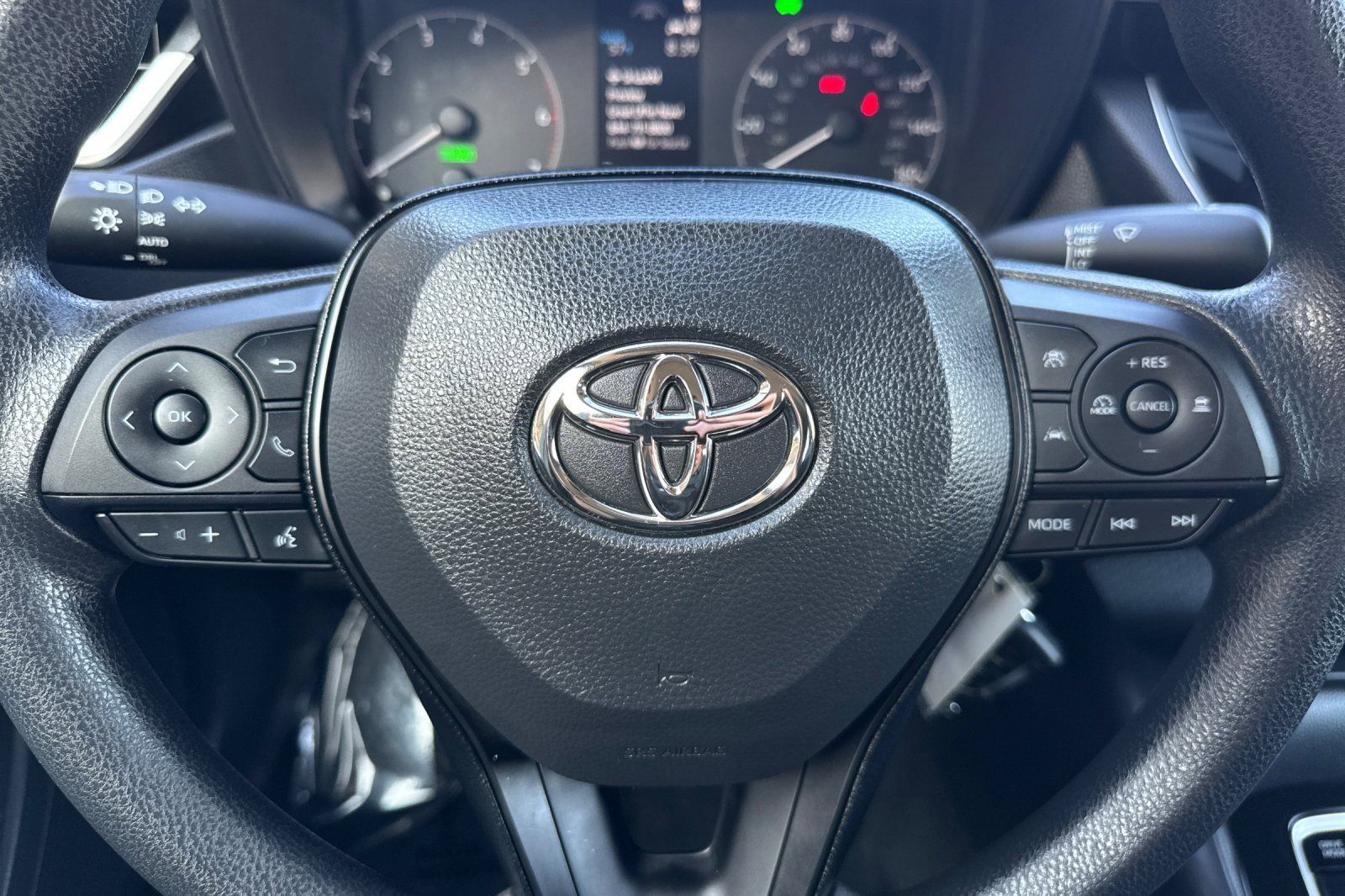 Certified 2023 Toyota Corolla LE w/ Carpet Mat Package (TMS) image 22