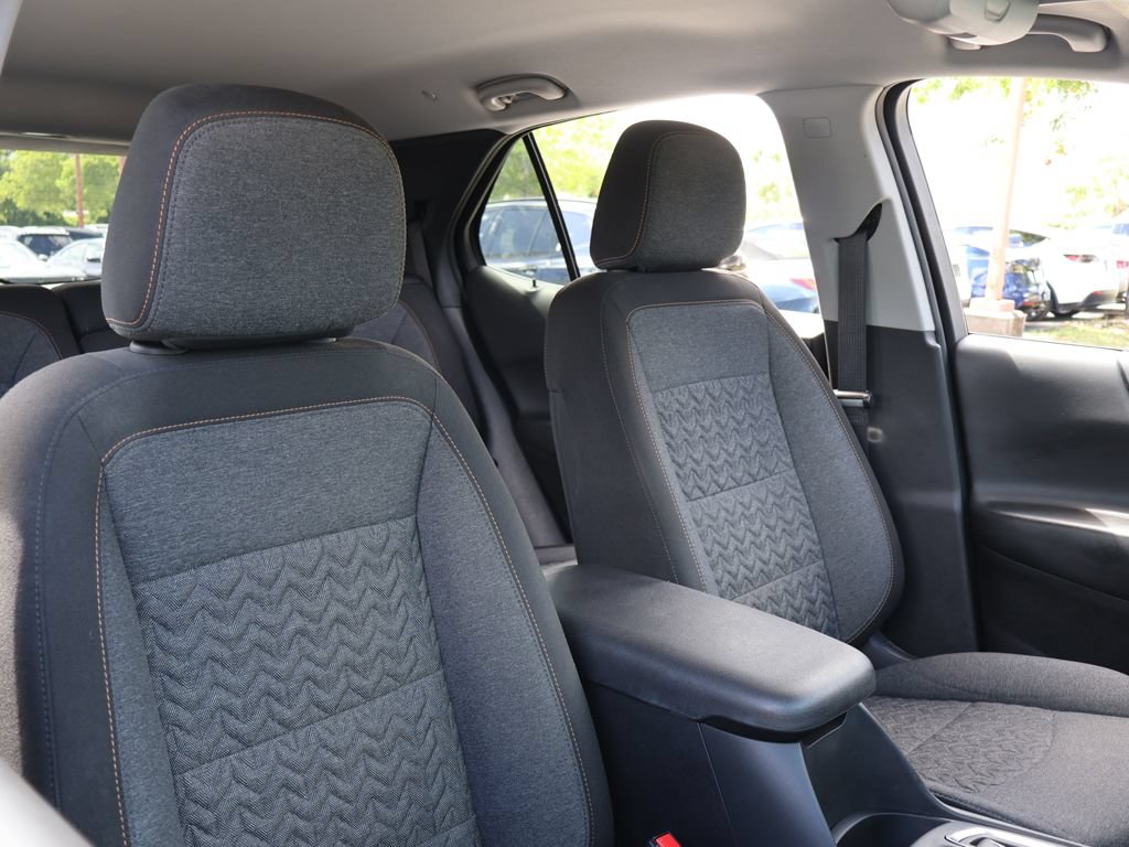 Used 2024 Chevrolet Equinox LT FWD image 29