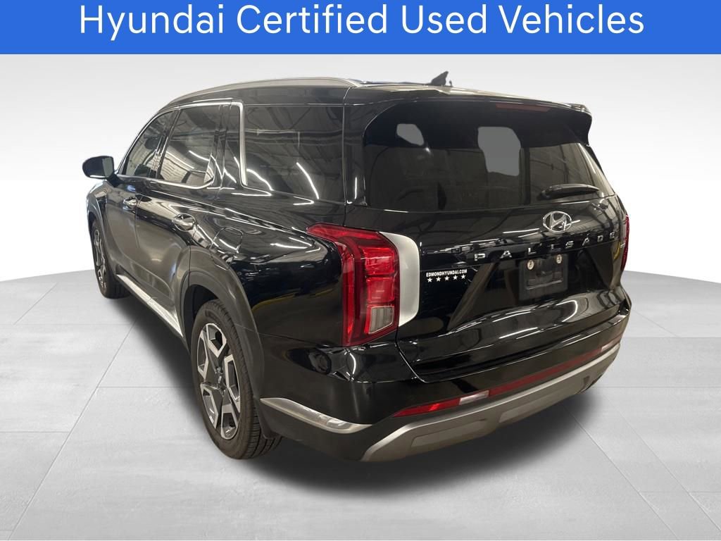 Used 2023 Hyundai Palisade Limited w/ Winter Package AWD/4WD image 4