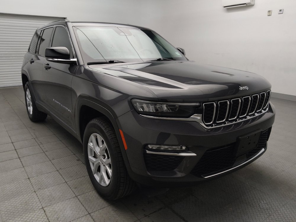 Used 2023 Jeep Grand Cherokee Limited RWD image 13