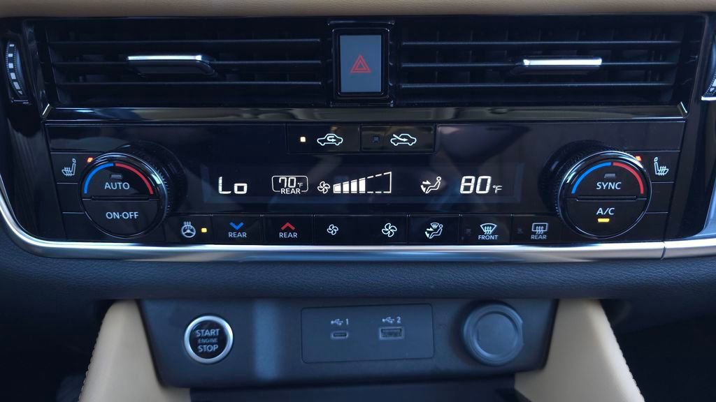 Used 2023 Nissan Rogue Platinum w/ Platinum Premium Package image 37