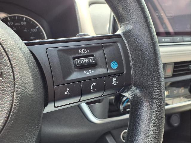 Certified 2023 Nissan Rogue SV image 22