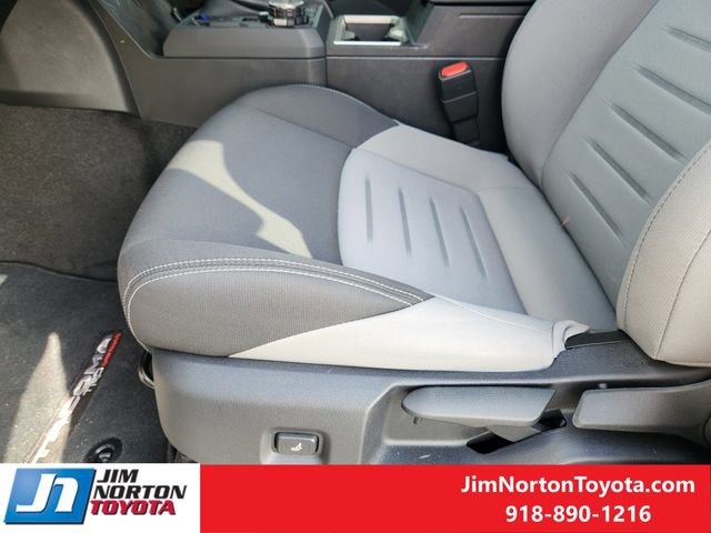 Used 2024 Toyota Tacoma TRD Off-Road image 25