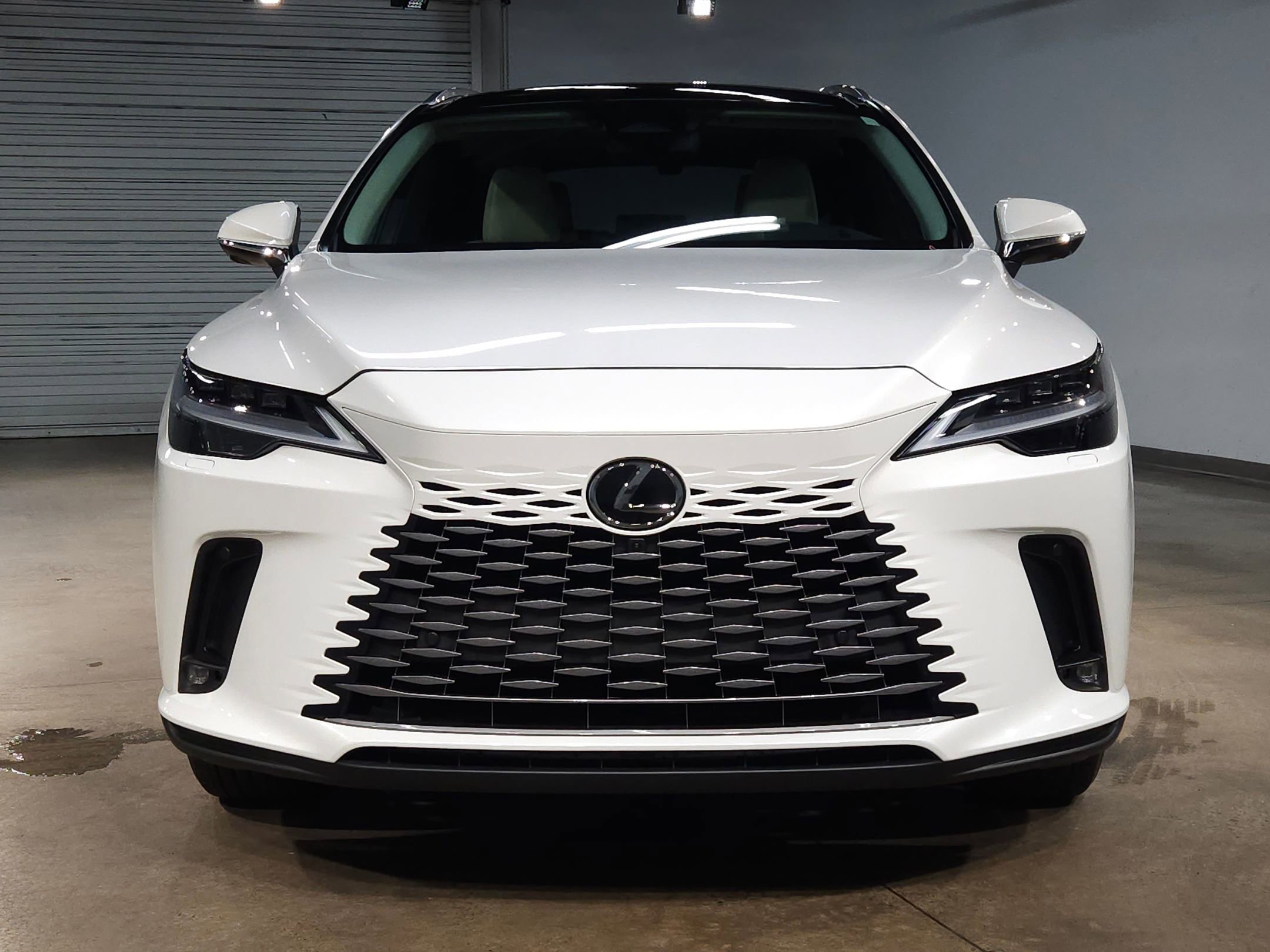 Used 2024 Lexus RX 350 image 2