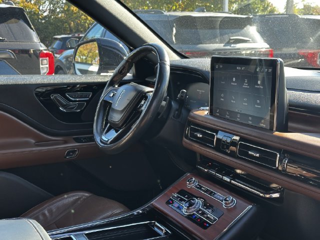 Certified 2021 Lincoln Aviator Reserve w/ Elements Package Plus AWD/4WD image 33