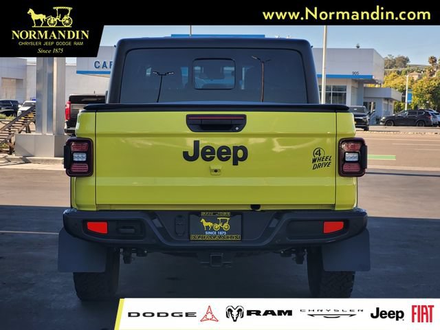 Used 2024 Jeep Gladiator Sport AWD/4WD image 5