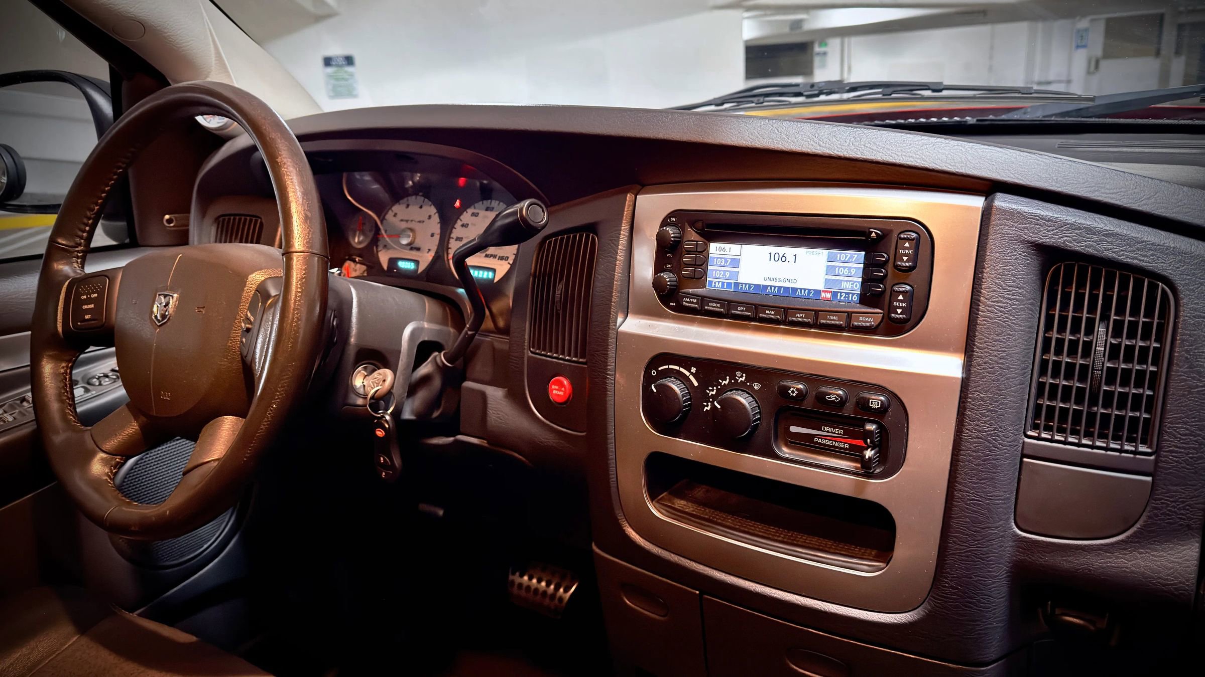 Used 2005 Dodge Ram 1500 Truck 2WD Quad Cab image 22