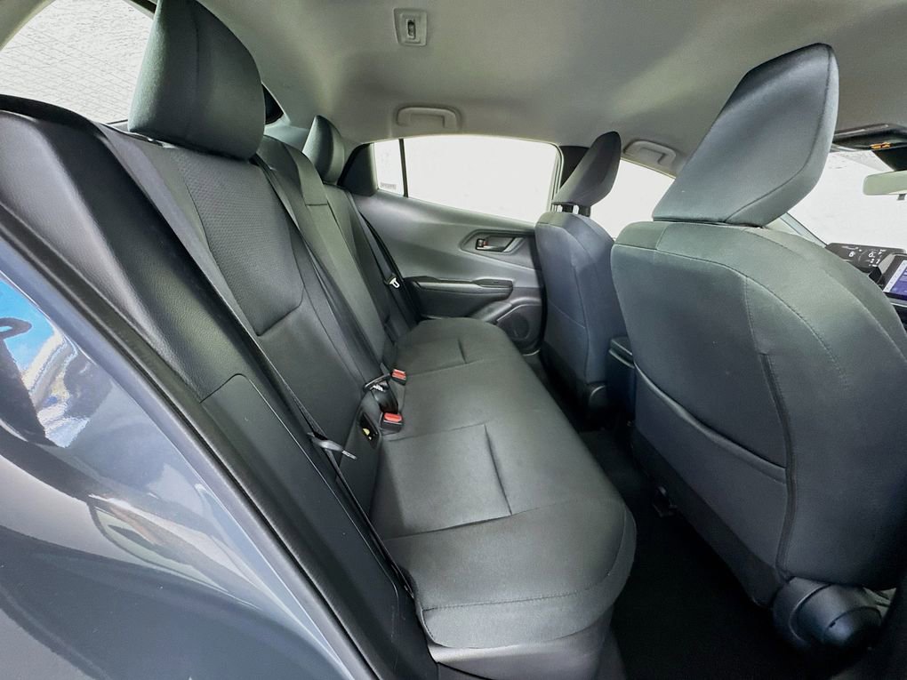 Used 2024 Toyota Prius LE image 31