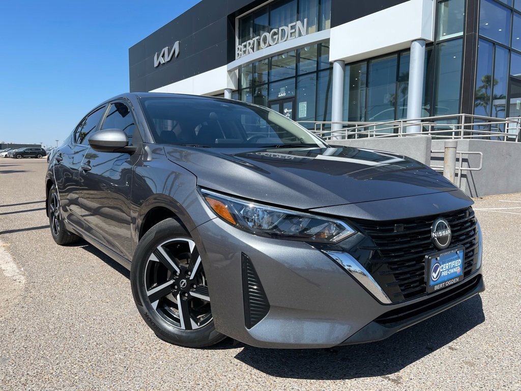 Used 2024 Nissan Sentra SV image 1