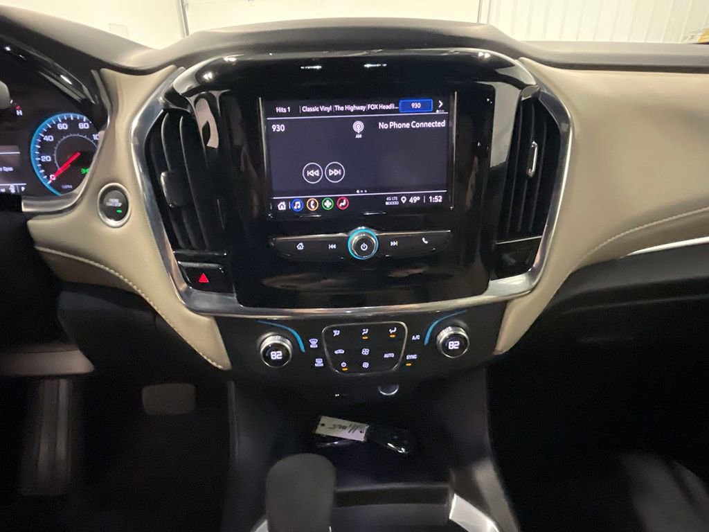 Used 2023 Chevrolet Traverse LS w/ Midnight/Sport Edition image 32